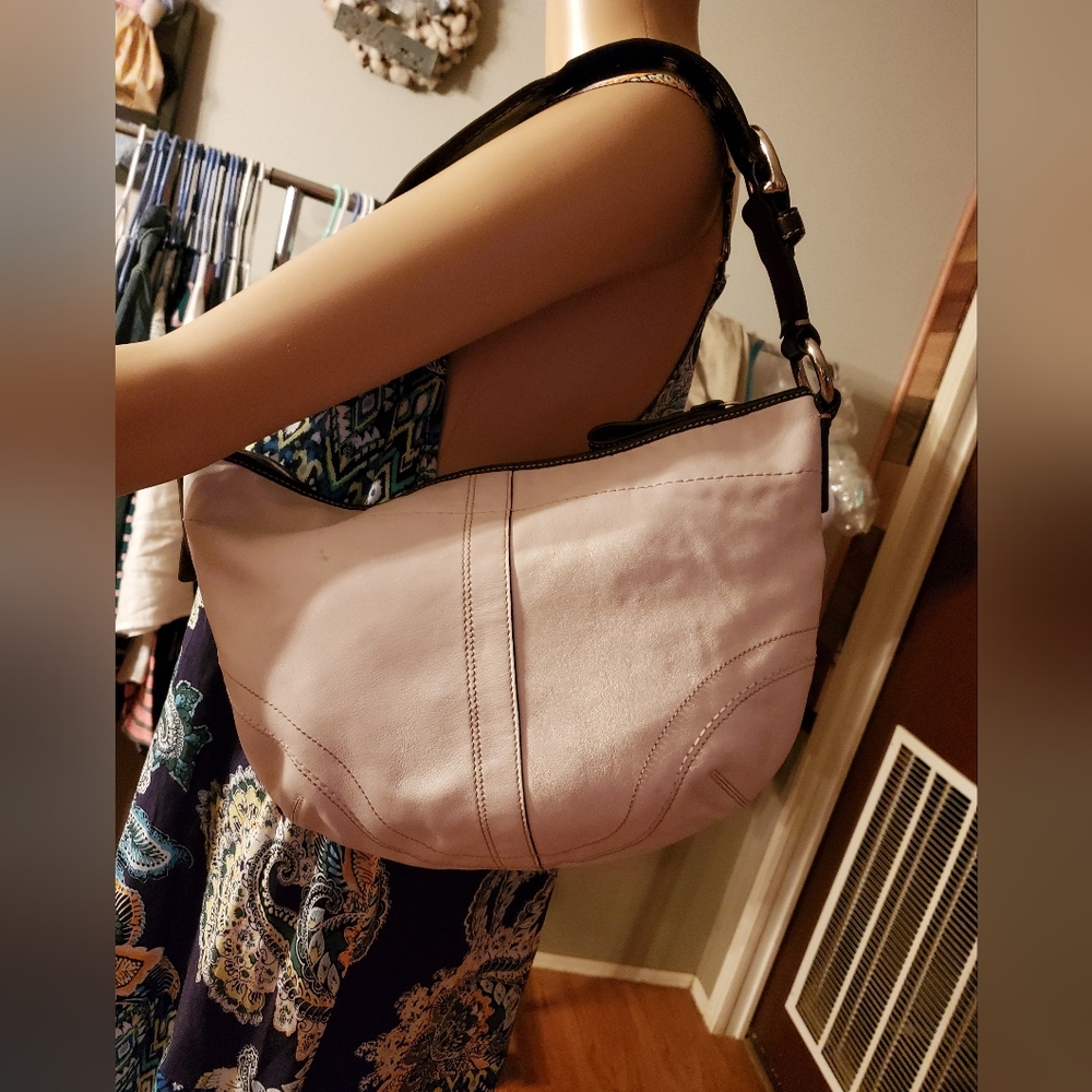 Coach Ivory Soft Leather Large Hobo Shoulder Bag - Picture 10 of 14